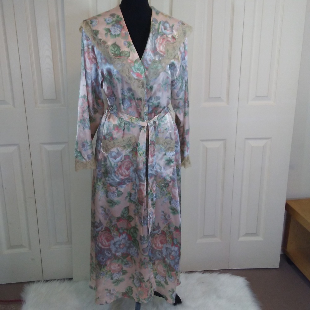 Victorias Secret Gold Labe l VintageFloral Full Length Robe